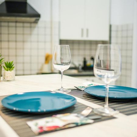 Ultracentral Golden Gatehouse 3 Bdrm Bucureşti Ngoại thất bức ảnh