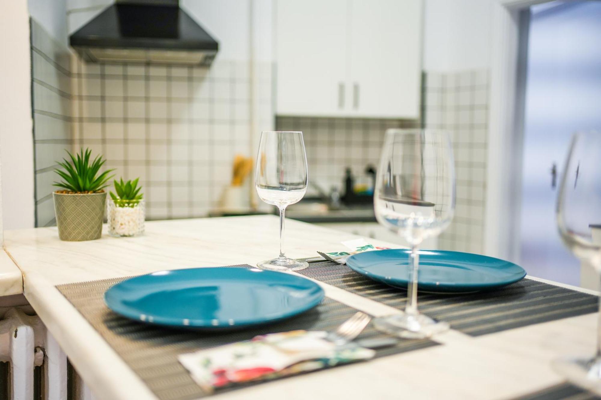 Ultracentral Golden Gatehouse 3 Bdrm Bucureşti Ngoại thất bức ảnh