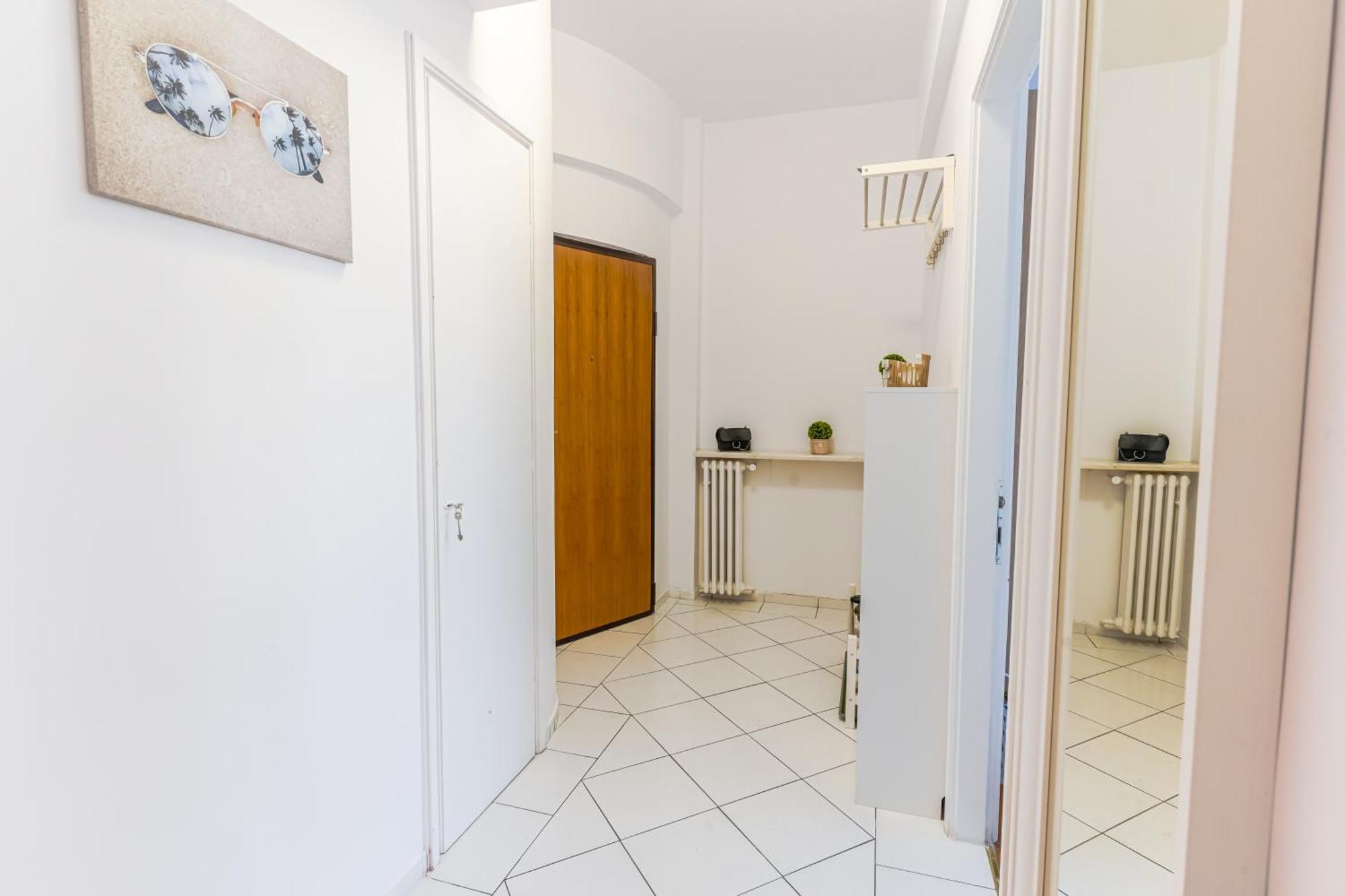 Ultracentral Golden Gatehouse 3 Bdrm Bucureşti Ngoại thất bức ảnh